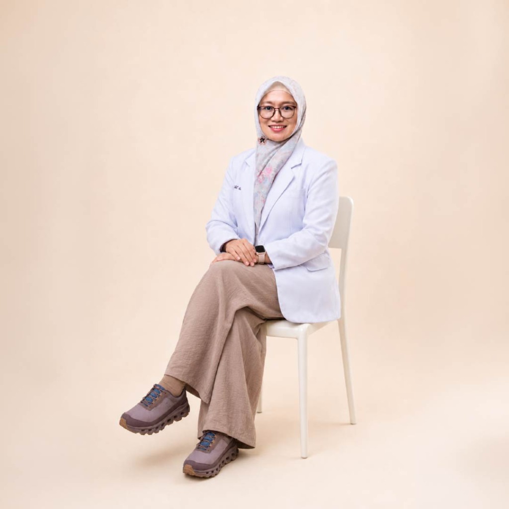dr. Juniarti Rahayu, Sp.GK
