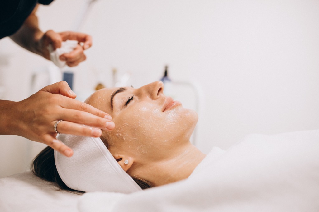 Layanan Mandelic, Combo GA, Resurfacing ENS Skin Specialist